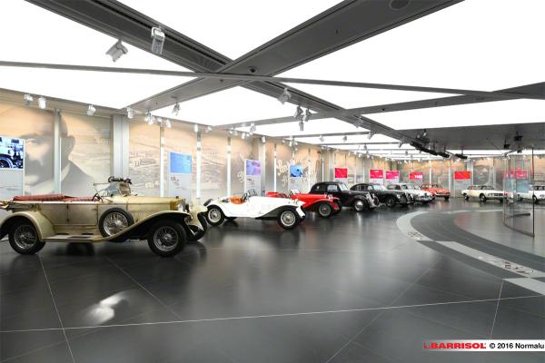 Musée Alfa Romeo - plafond Barrisol Lumière